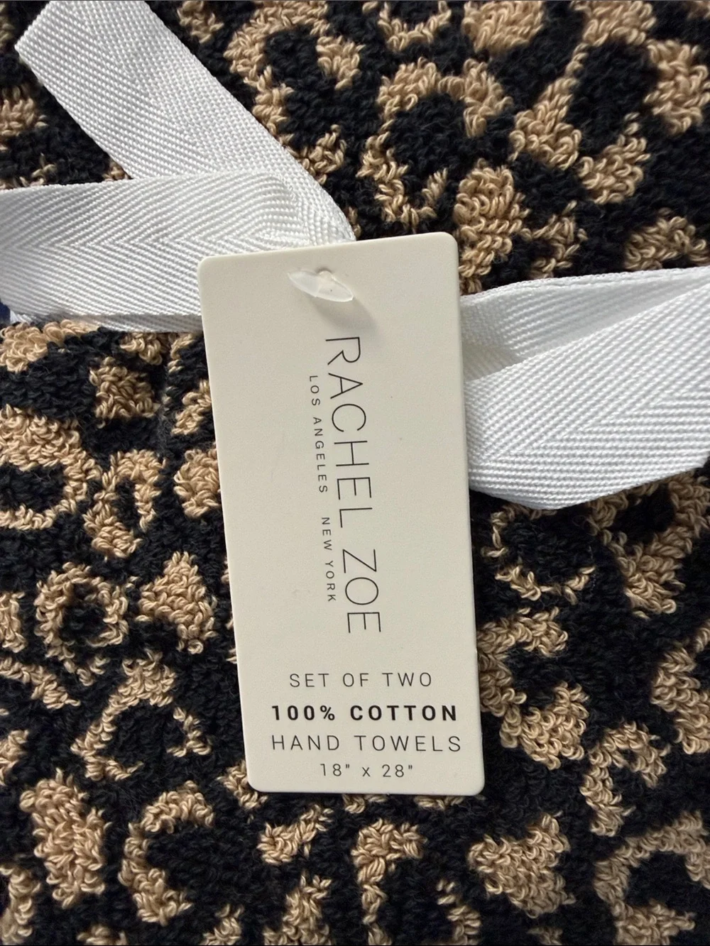 NWT Rachel Zoe Cheetah Print Hand Towel Set